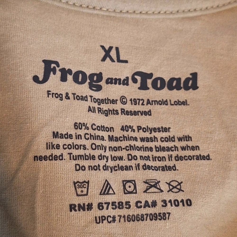 Frog and Toad Are Friends T-Shirt - Picture 3 of 4